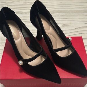 Kelly & Katie Black Velvet Heels